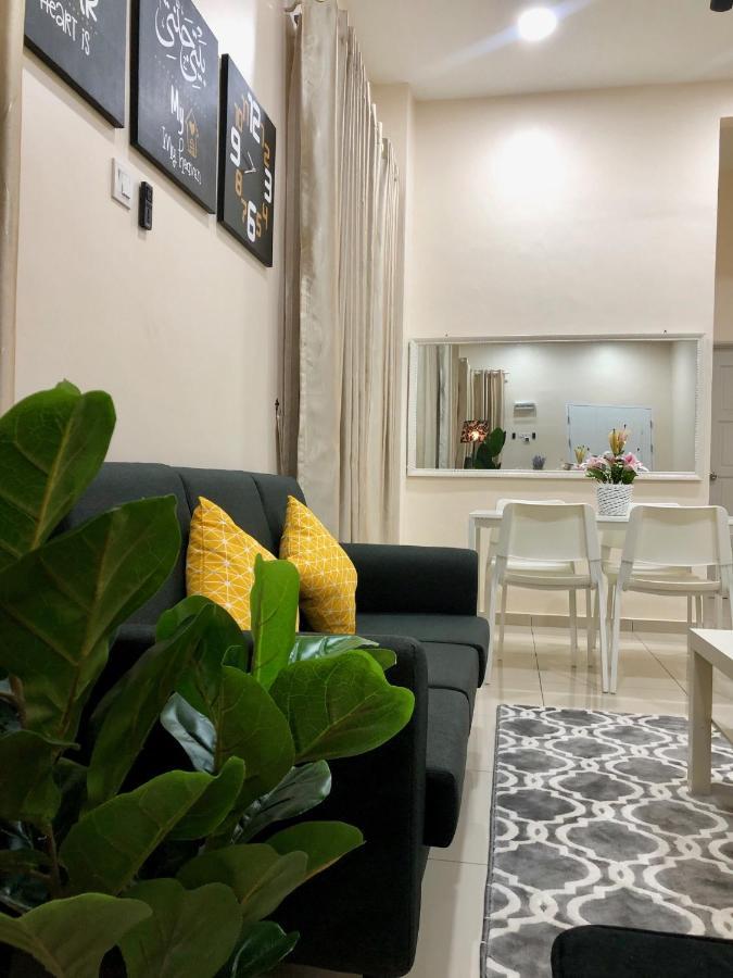 Rumahku Homestay, Taman Jasin Perdana Eksteriør billede