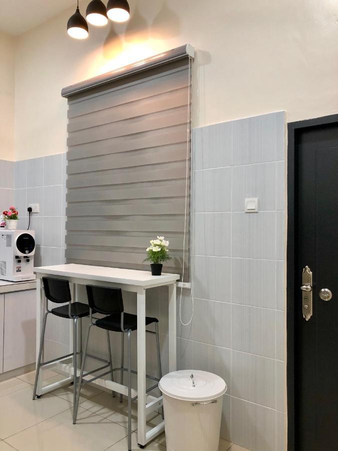Rumahku Homestay, Taman Jasin Perdana Eksteriør billede