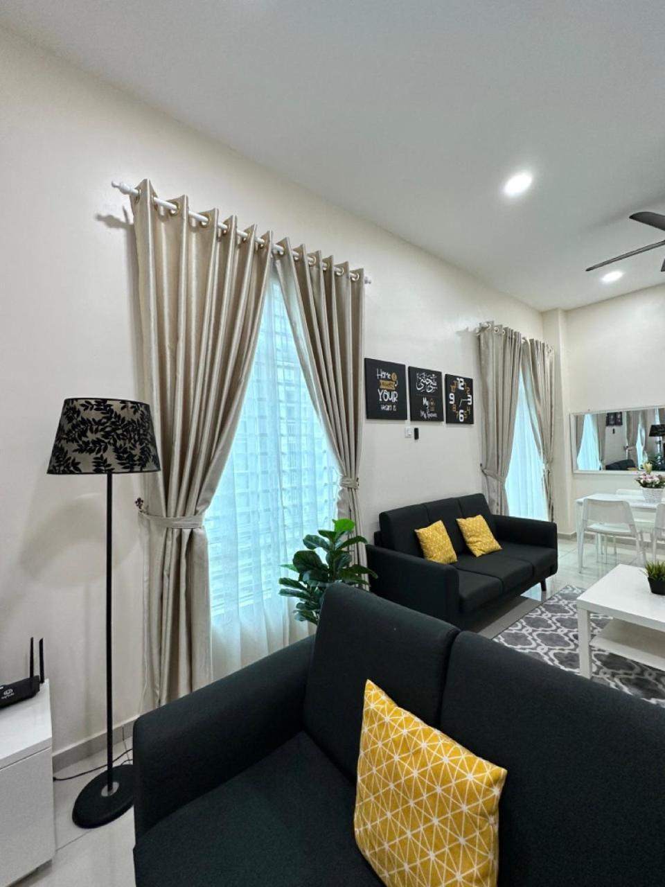 Rumahku Homestay, Taman Jasin Perdana Eksteriør billede